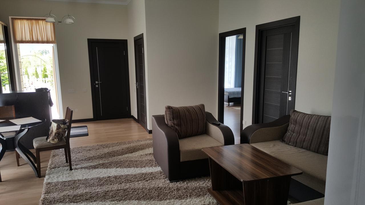 Karven Four Seasons Chon-Sary-Oy Ngoại thất bức ảnh