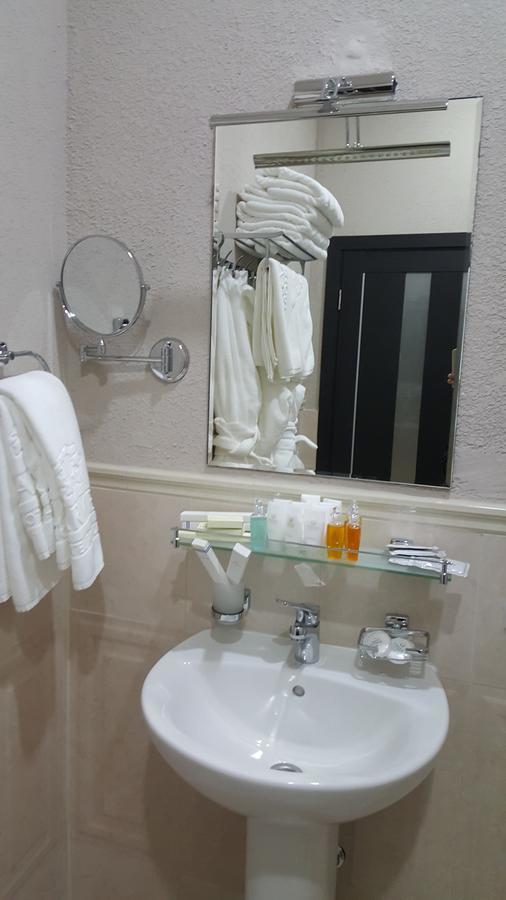 Karven Four Seasons Chon-Sary-Oy Ngoại thất bức ảnh